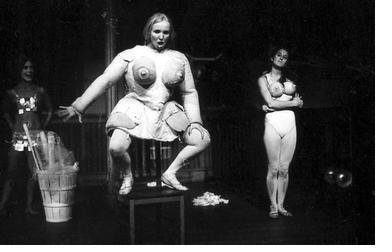 Actors in How to Make a Woman